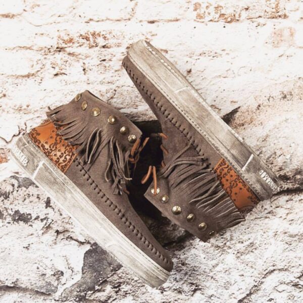 20645350_1494538663937462_8159236339791906944_o Uluru Ethnic Fringe