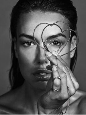 img-20220214-wa0015_1 MEDIUM HEART - Silver