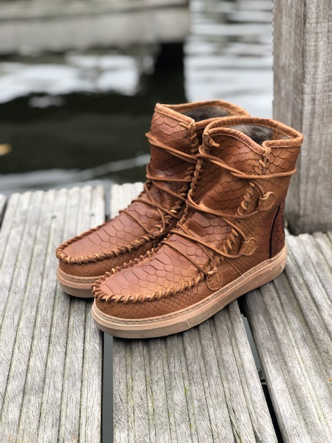 Ymiz M Cocco Cognac (sheepskin)
