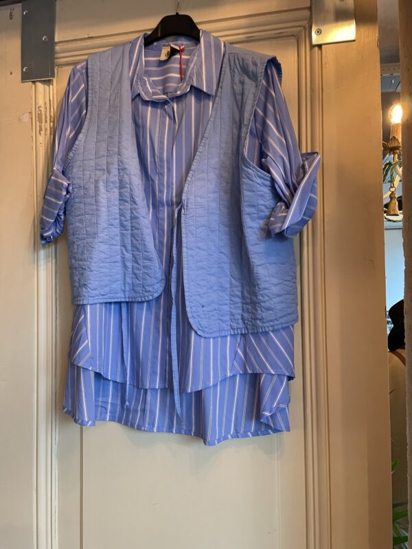 Johanna Paris - Blue Gilet