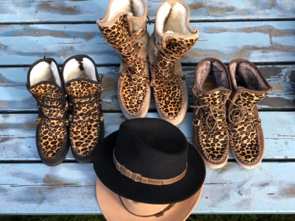 img_7776_kleiner Ymiz H Cav Leopard Taupe