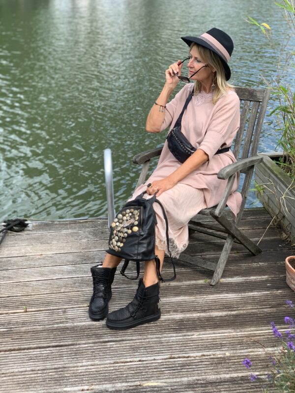 Ymiz M Cocco front - Black