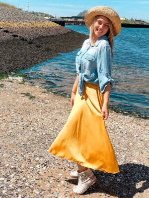 jasmijn_gouden_rok_jeans_blouse_en_darling3 Darling 3