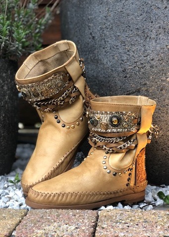 karma_django_dream_still_buiten_leuk_maar_lamp_1_ Django Dream