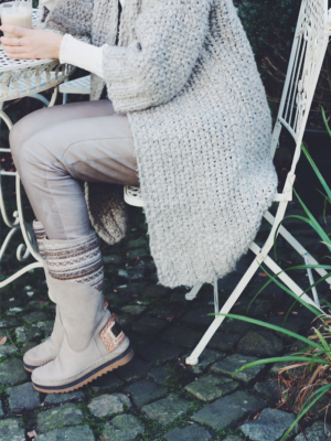 karmaofcharme_livetessuto1.jpg Live Tessuto Taupe