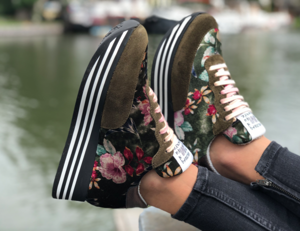 melinesneaker_flower_power1.jpg Flower Power