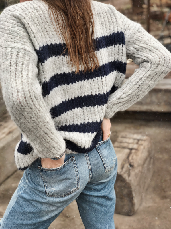 micheleandhoven_pulloverstripes6.jpg BEA STRIPES
