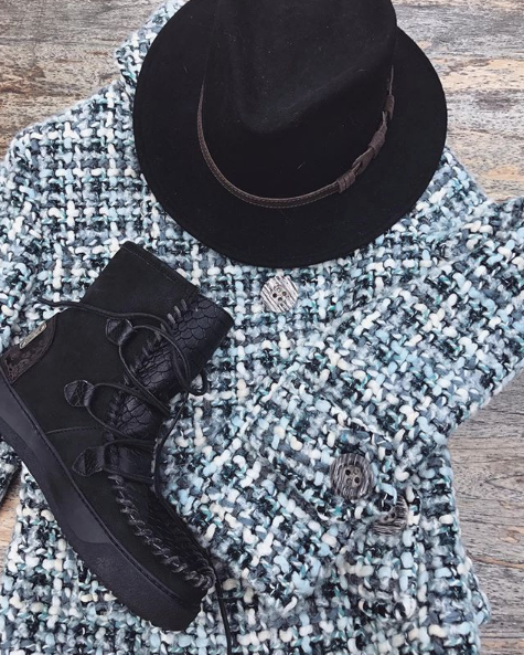 Carlala Jacket Light Blue - Short