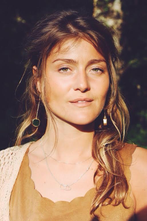 top_sfeer_carlala_zwarte_onyx__3 Bergkristal Silver - Carlala Jewelry