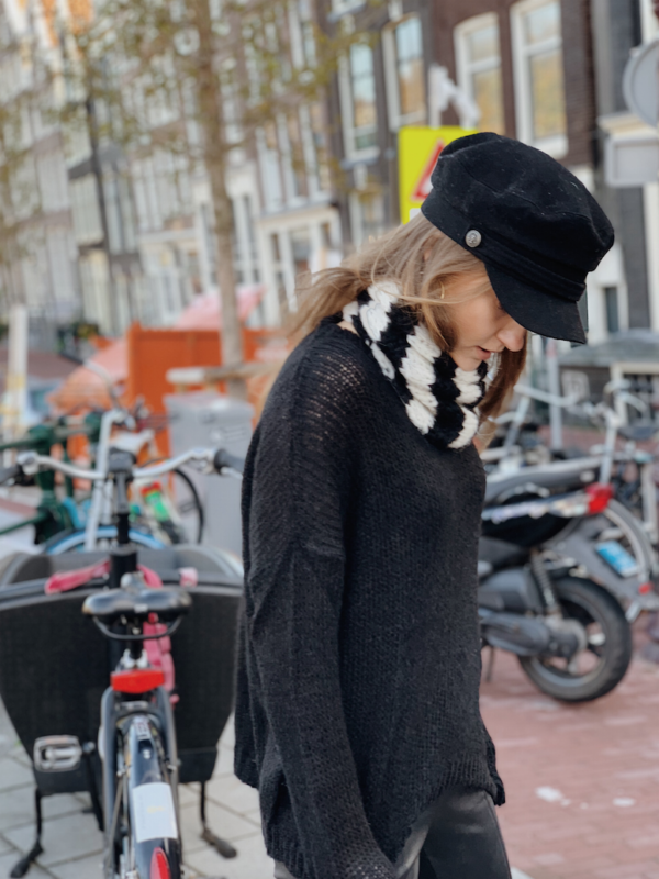 tweekleurige_losse_col_micheleenhoven.jpg TWO TONE Scarf