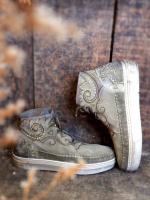 uluru-1.618-akoya2_bijgesneden_ Uluru Sneaker Akoya Artwork