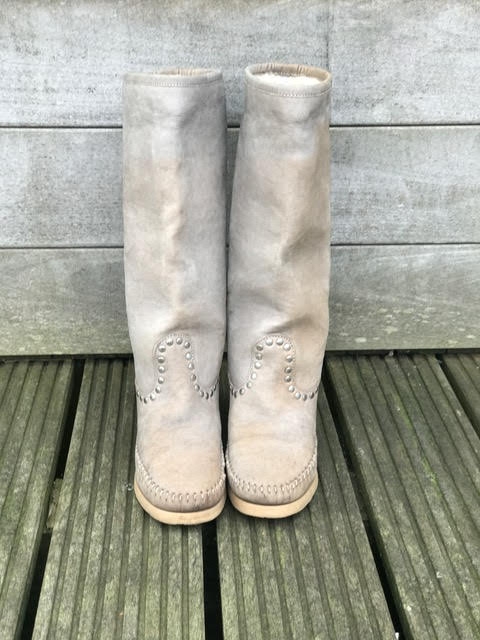WI73 beige taupe